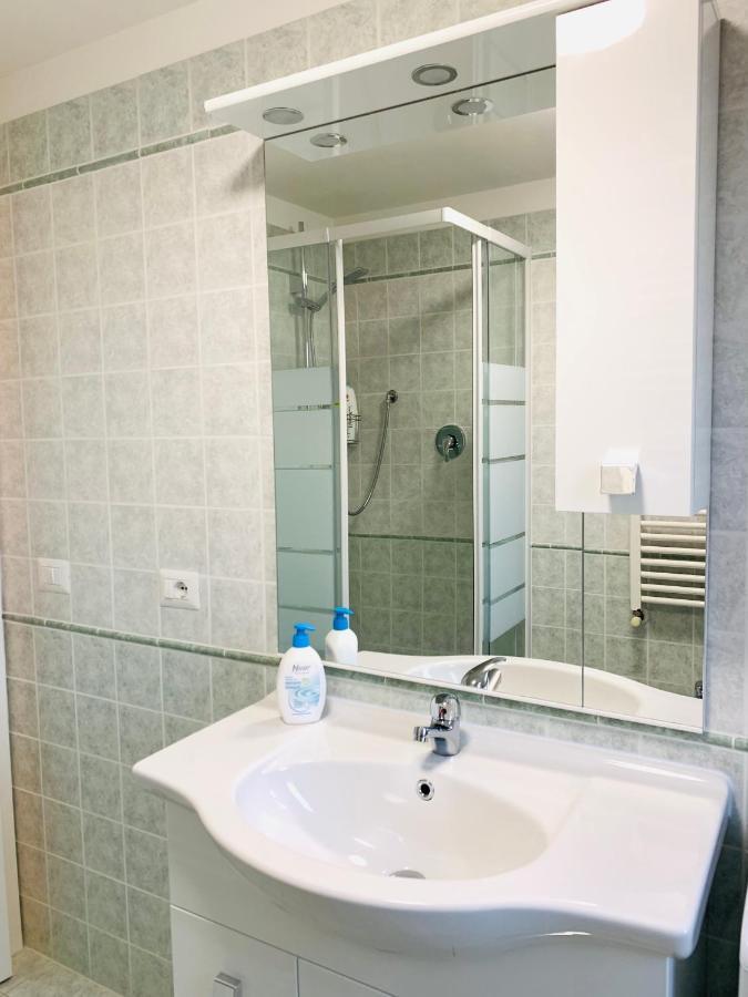 Appartement The House Fiera Di Roma Aeroporto Fiumicino à Ponte Galeria Extérieur photo