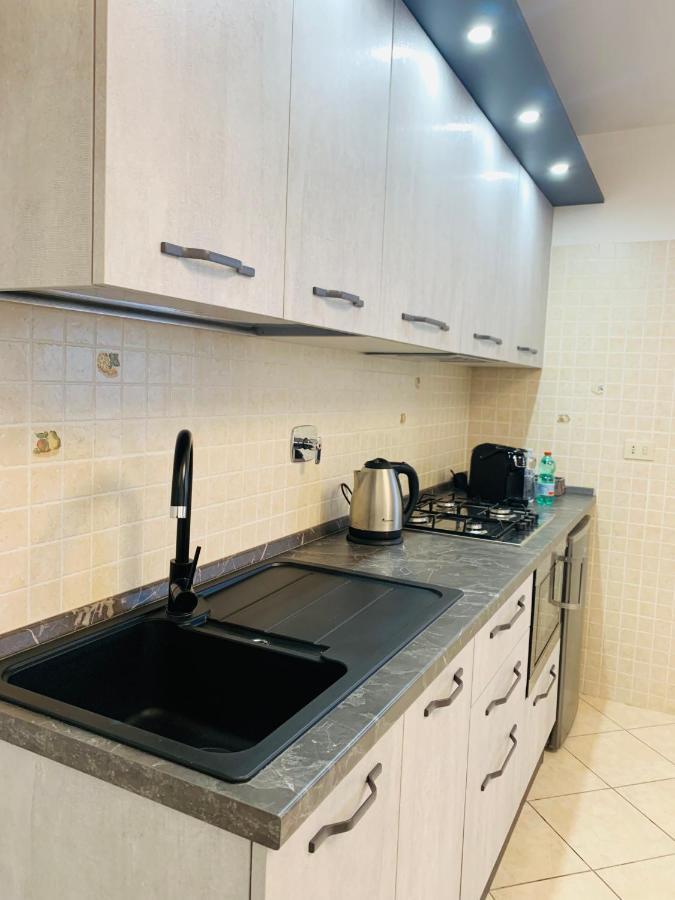 Appartement The House Fiera Di Roma Aeroporto Fiumicino à Ponte Galeria Extérieur photo
